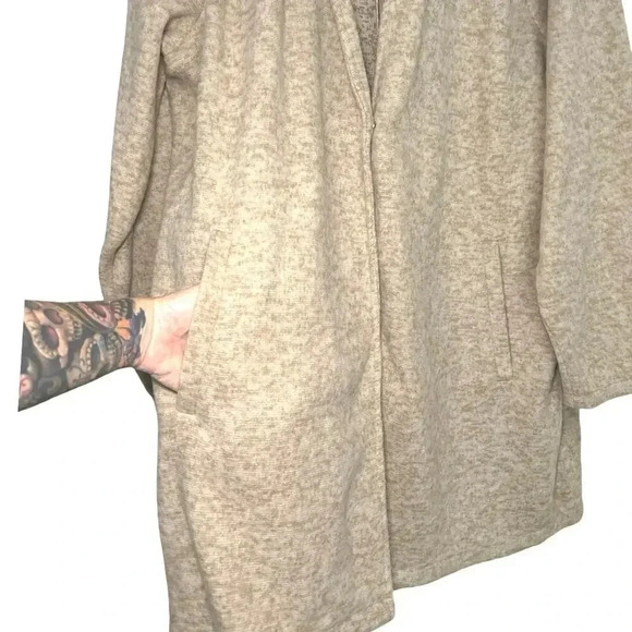 NWT Vera Moda Women’s Plus Size Brushed Katrine Coat Beige Size 18 - Picture 7 of 9